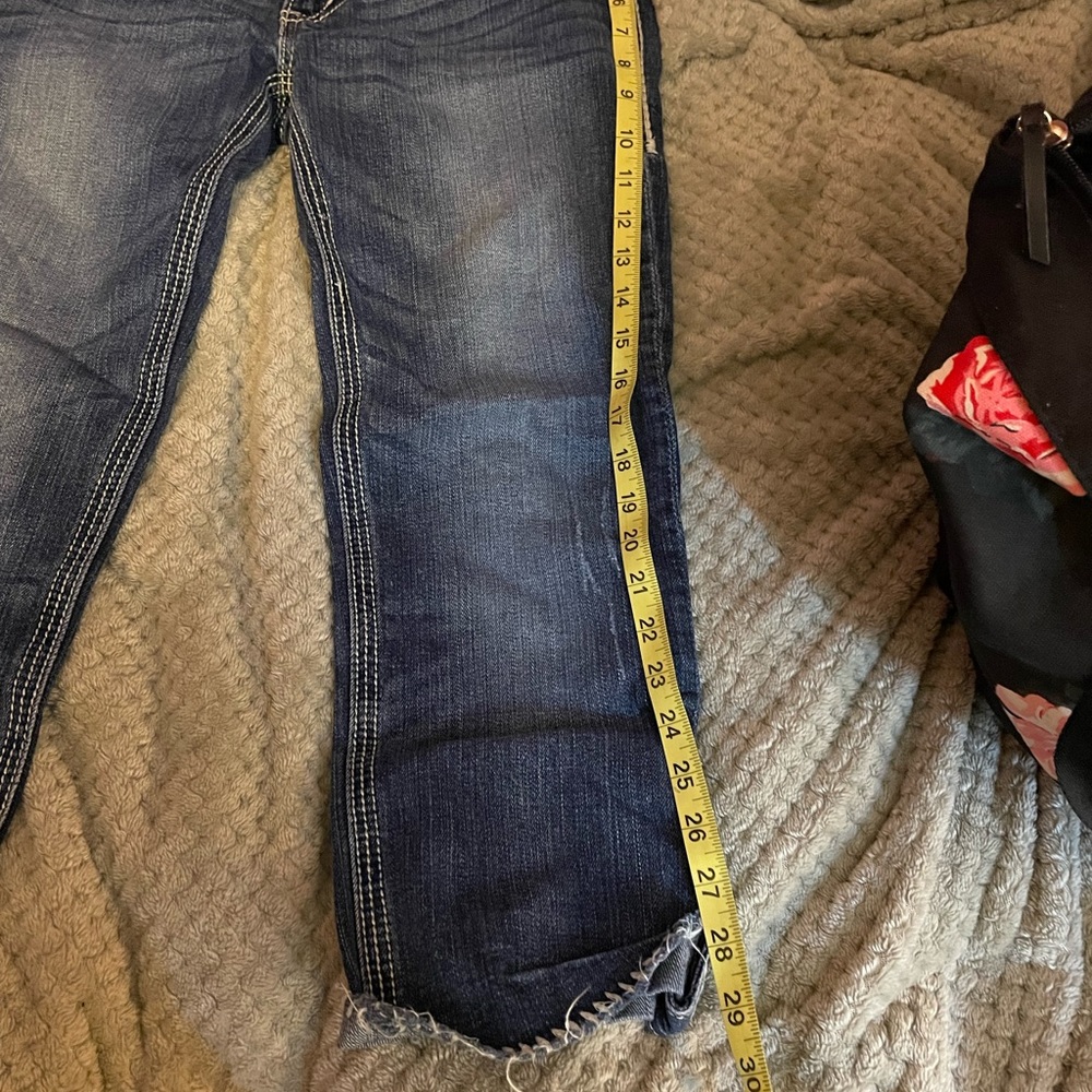 Jeans - Picture 7 of 8